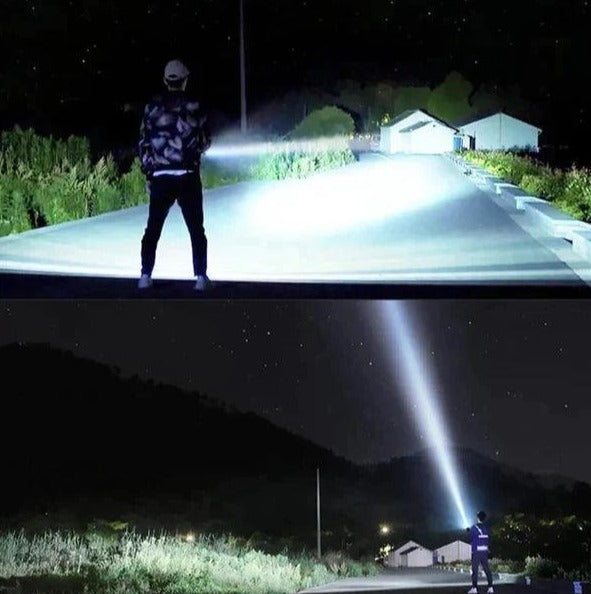 COMPRE 1 Y LLÉVATE 2 - Linterna Táctica TitanioPro USB